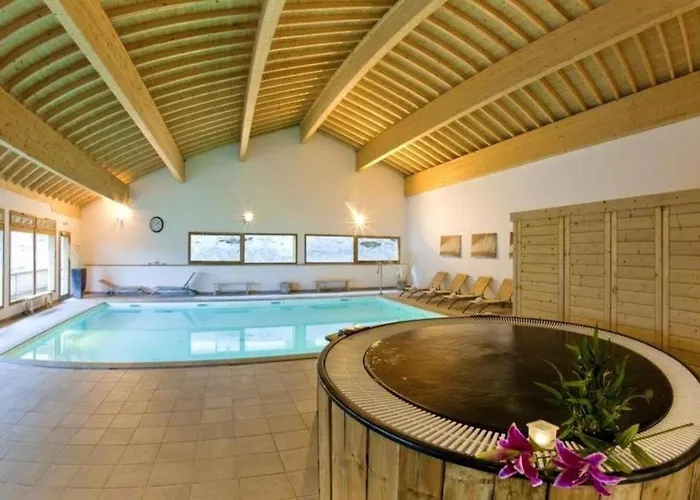 Hameau Des Eaux D'orelle 3 Vallees - 1 Ou 2 Communicants אורל